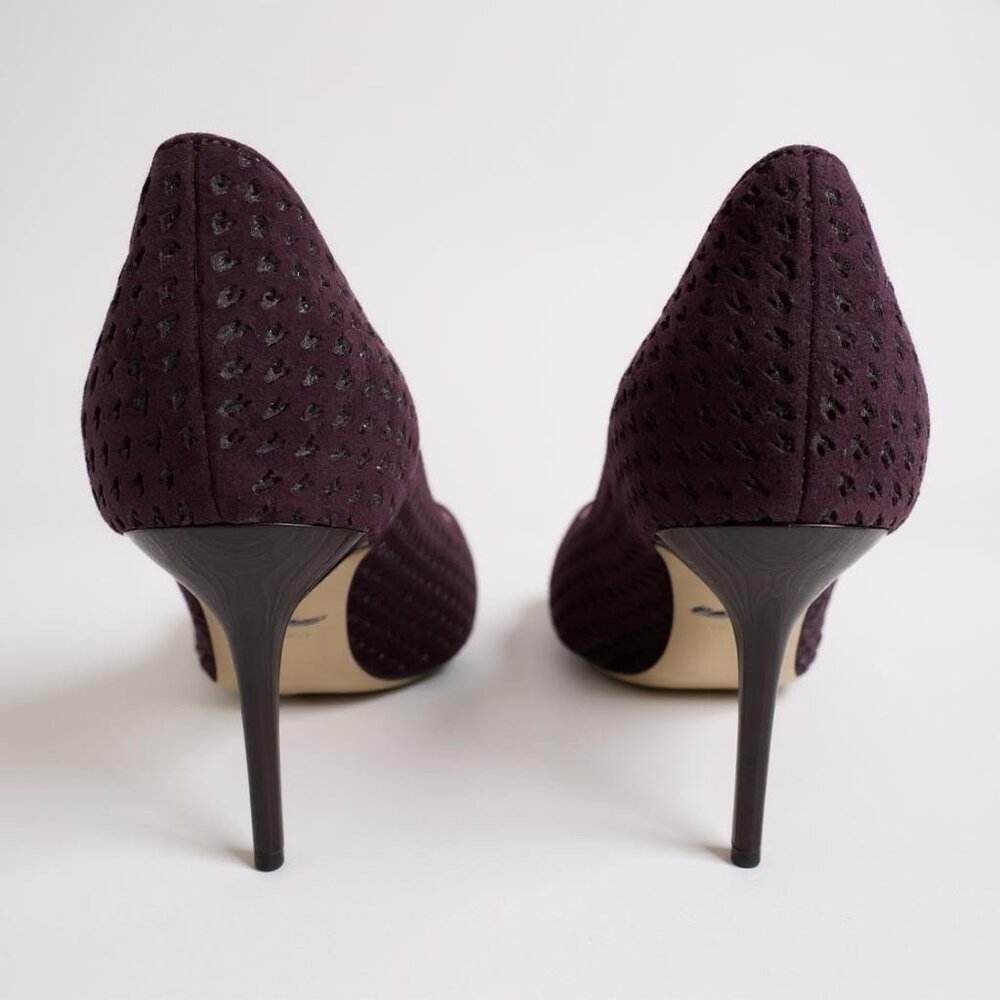 SALVATORE FERRAGAMO Susi Patch Burgundy Suede Pointy Toe Pumps Size 5.5 BNWT - Picture 4 of 15